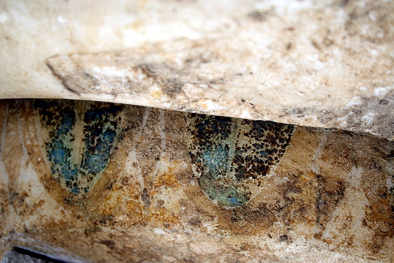 File:Stoà of Attalus Polychromy.jpg