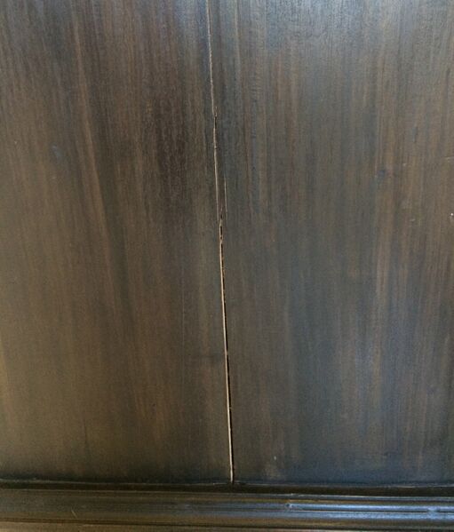 File:Crack in wood.jpg