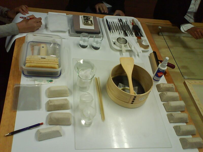 File:Lining tools materials.JPG