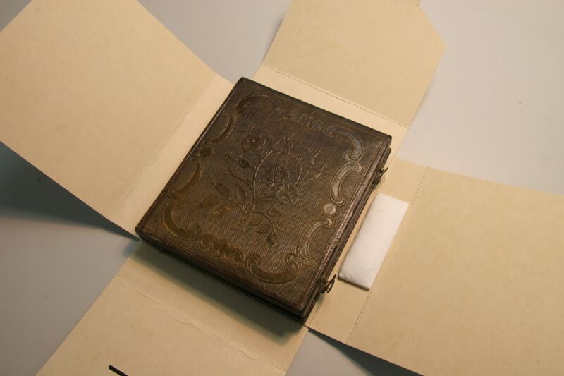 File:Pmgtuxedobox.jpg