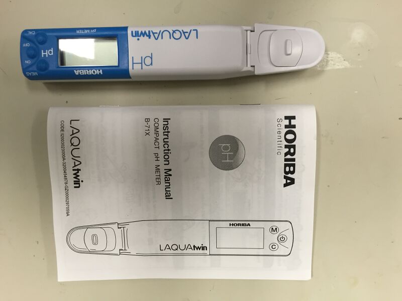 File:Handheld pH meter.JPG