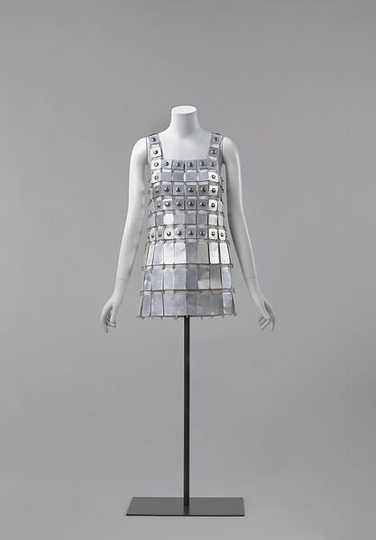 File:Paco Rabanne dress 1967.jpg
