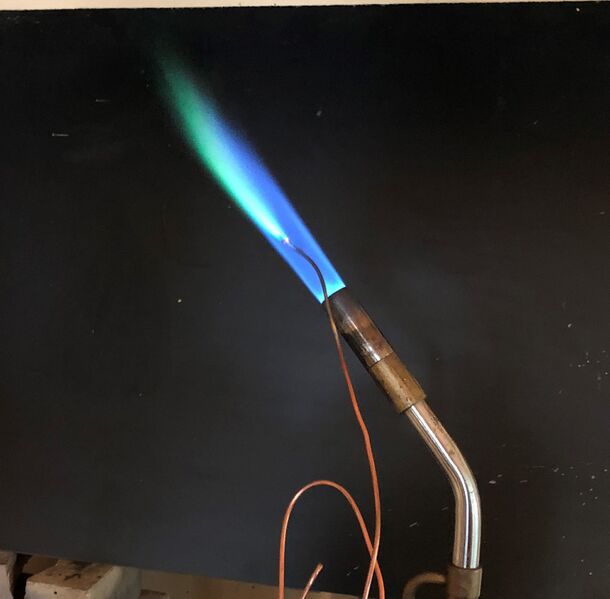 File:PVC-pos-reference2 greenflame cropped.jpg