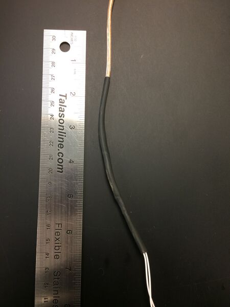 File:Closeup of heat shrink.JPG