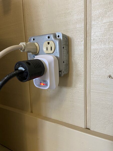 File:Auto shut-off outlet.jpg