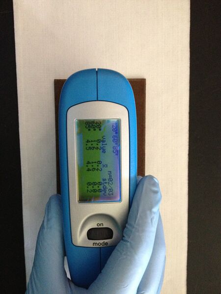 File:BYK Gardner Glossimeter Sample.JPG