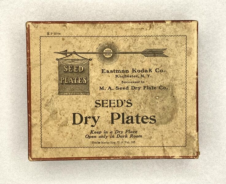 File:Dry plate box.jpg