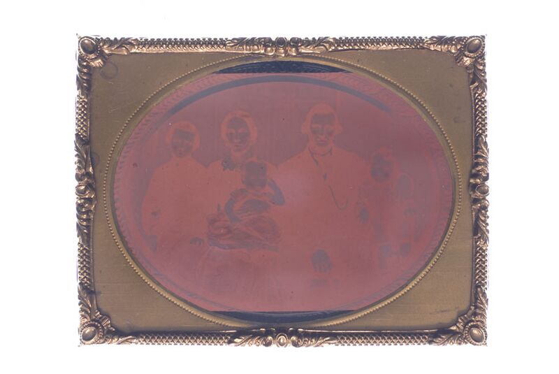 File:Ambrorubyglass.jpg
